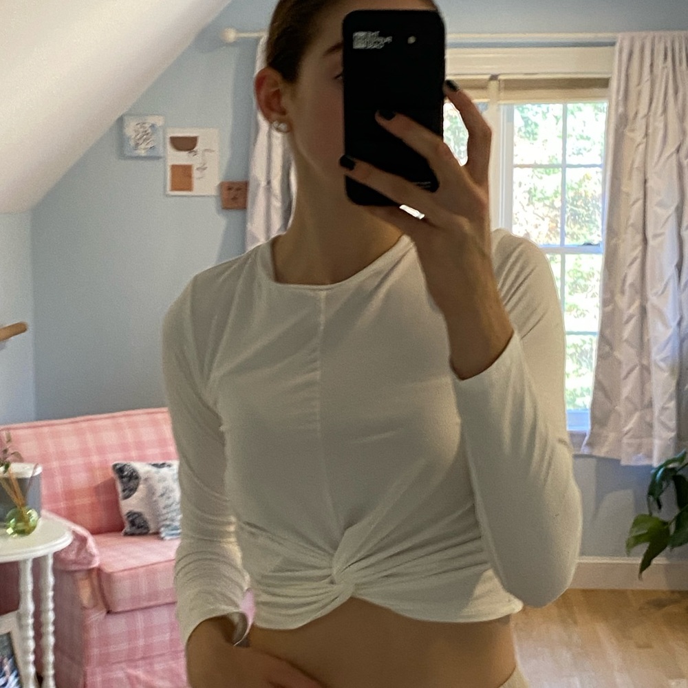 White knot long sleeve
